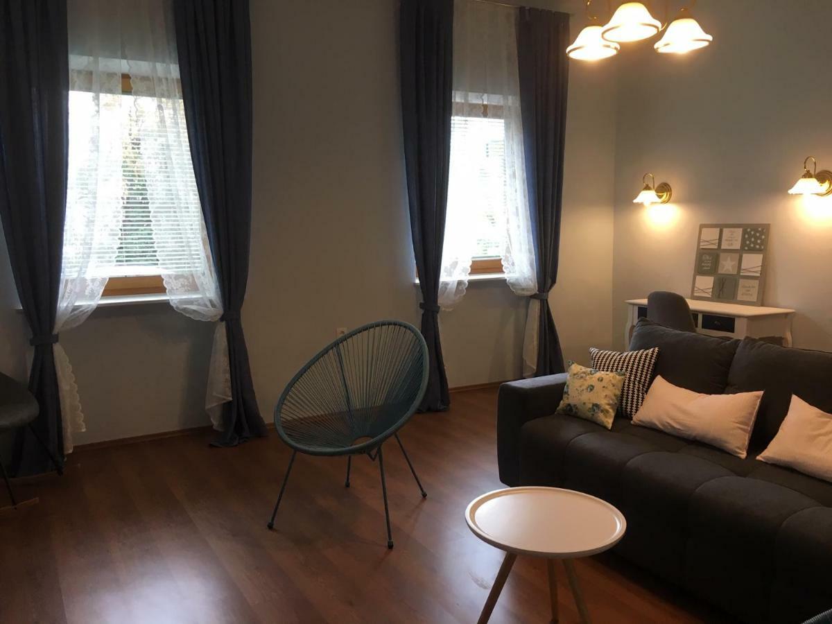 Helenental Pension & Apartments บาเดน ภายนอก รูปภาพ